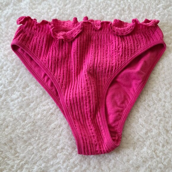 Out From Under Seamless Puckered Bikini Bottom S Berry Pink Ruffles Flirty NWOT - Picture 3 of 8